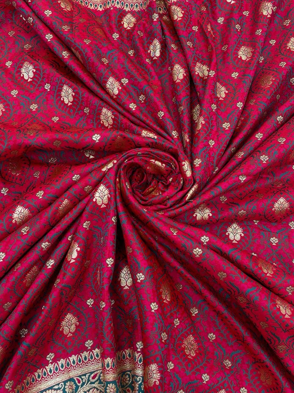 Attractiveness Dark Pink Color Banarasi Soft Silk Saree With Blouse Piece