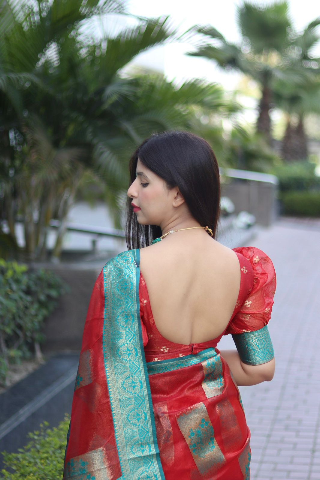 Shimmery Red Color Organza Silk Saree With Blouse Piece