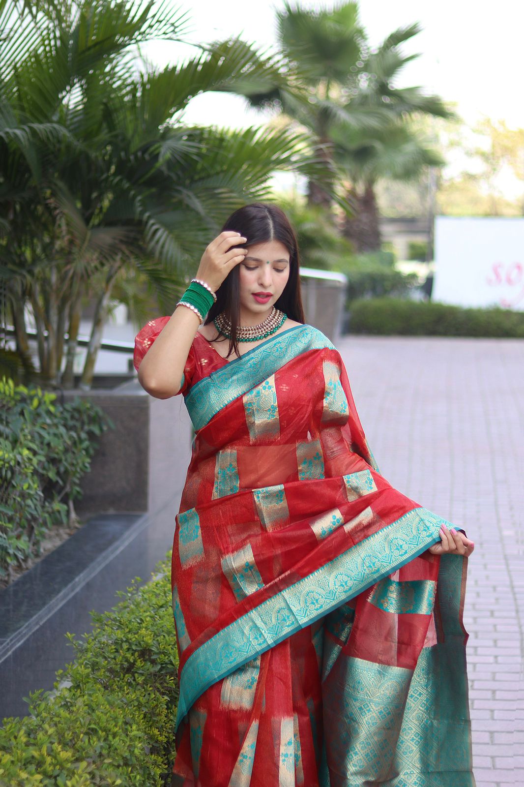 Shimmery Red Color Organza Silk Saree With Blouse Piece