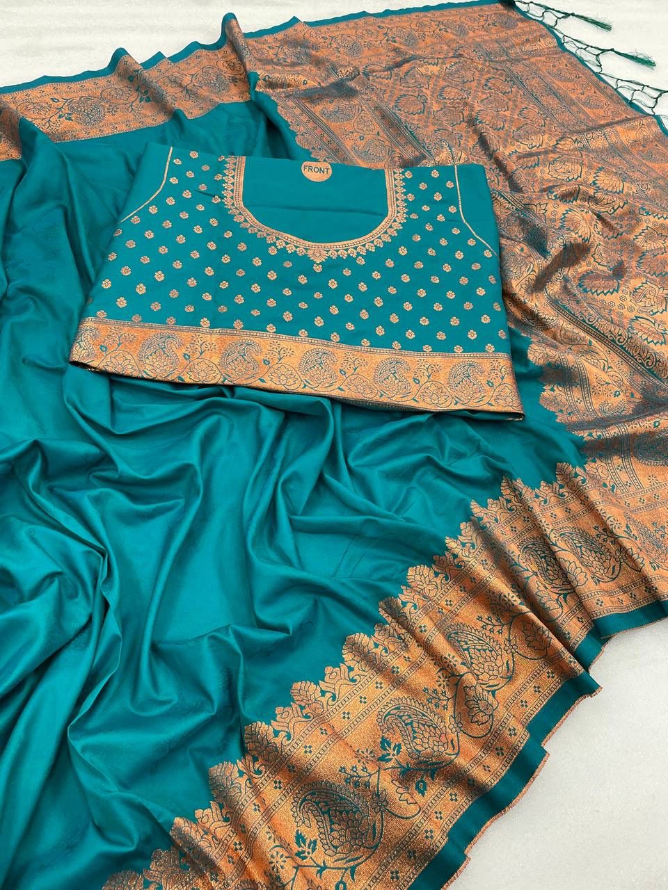 Enthralling Firozi Color Banarasi Soft Silk Saree With Blouse Piece