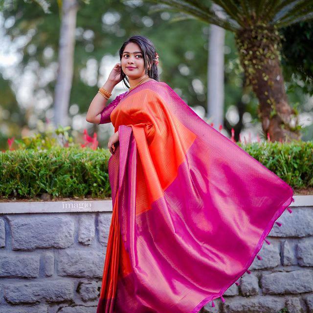 Enchanting Orange Color Kanjivaram Silk Saree With Blouse Piece