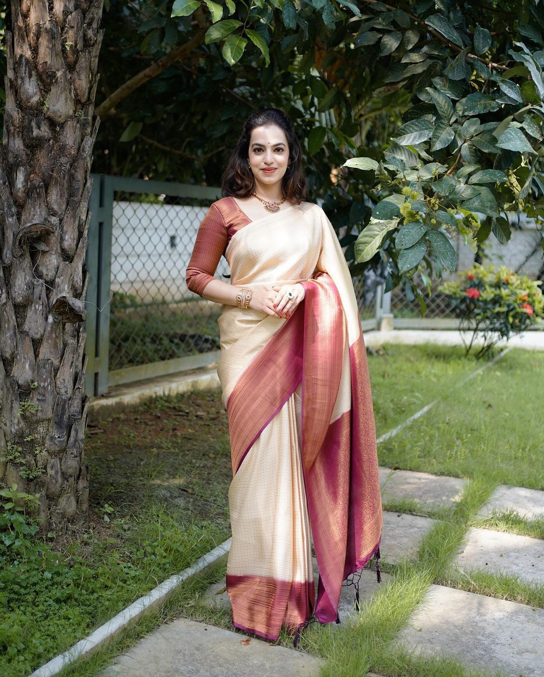 Incandescent Beige Color Banarasi Soft Silk Saree With Blouse Piece