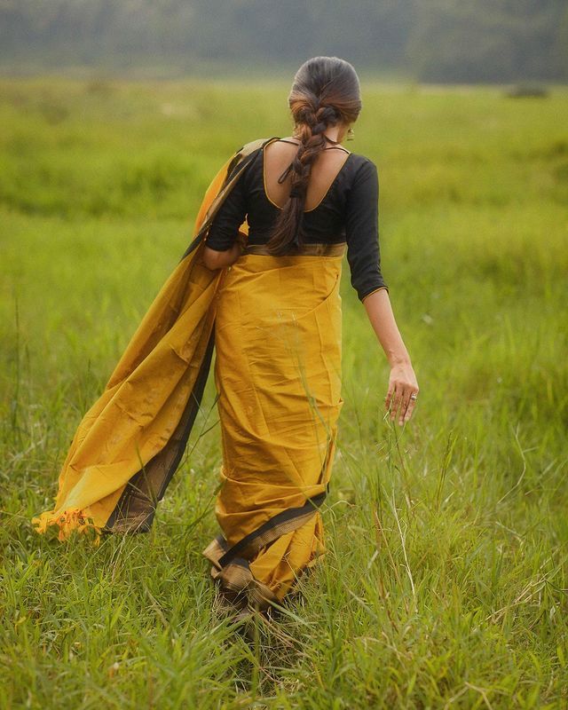 Enigmatic Yellow Color Banarasi Soft Silk Saree With Blouse Piece