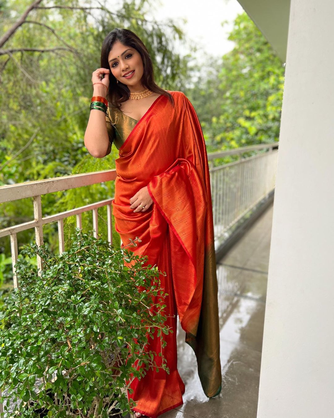 Sumptuous Red Color Soft Lichi Silk Saree With Blouse Piece