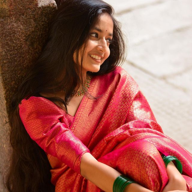 Opulent Dark Pink Color Soft Lichi Silk Saree With Blouse Piece