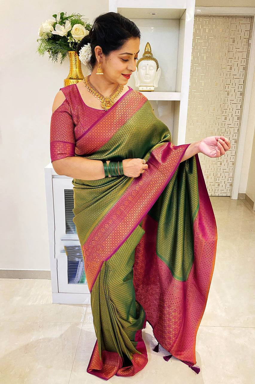 Beaming Green Color Soft Lichi Silk Saree With Blouse Piece