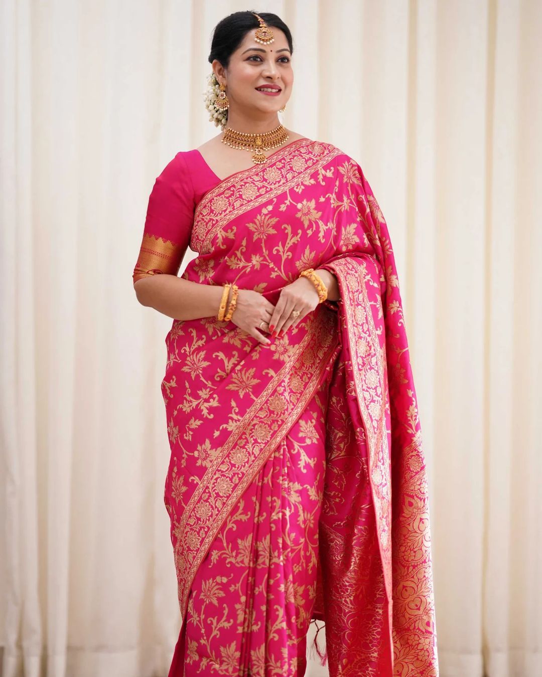 Ethereal Dark Pink Color Banarasi Soft Silk Saree With Blouse Piece