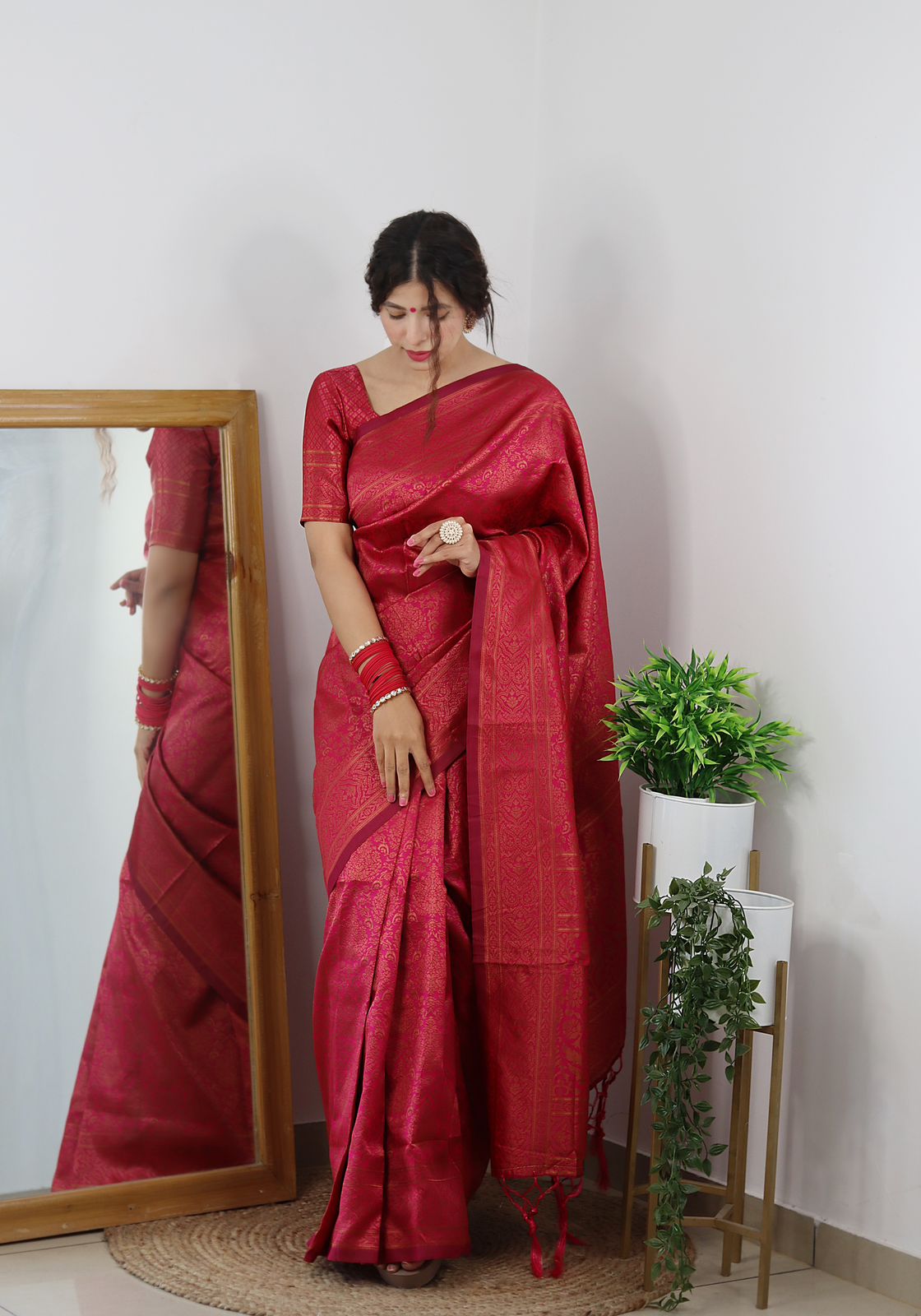 Sublime Dark Pink Color Banarasi Soft Silk Saree With Blouse Piece