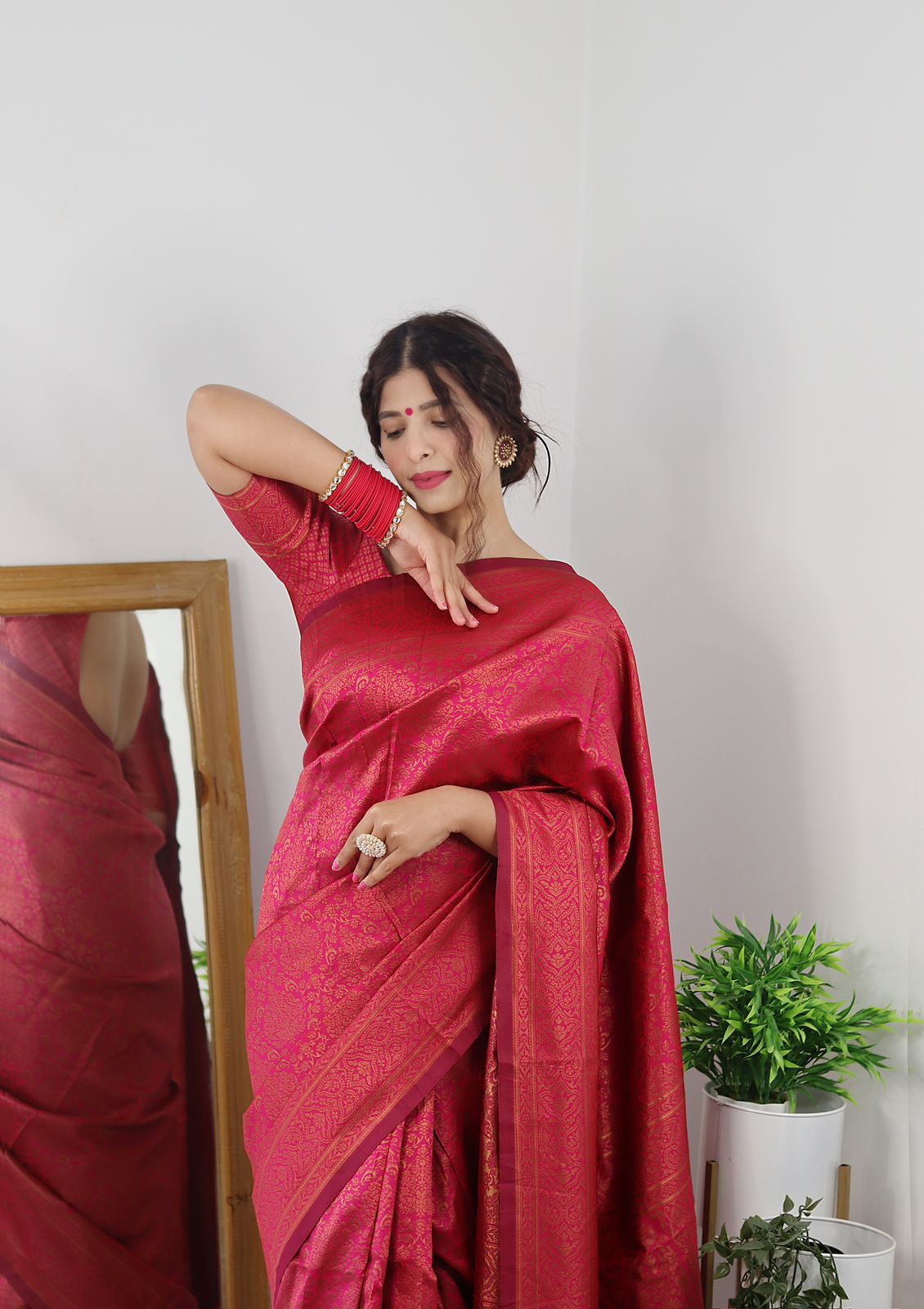 Sublime Dark Pink Color Banarasi Soft Silk Saree With Blouse Piece