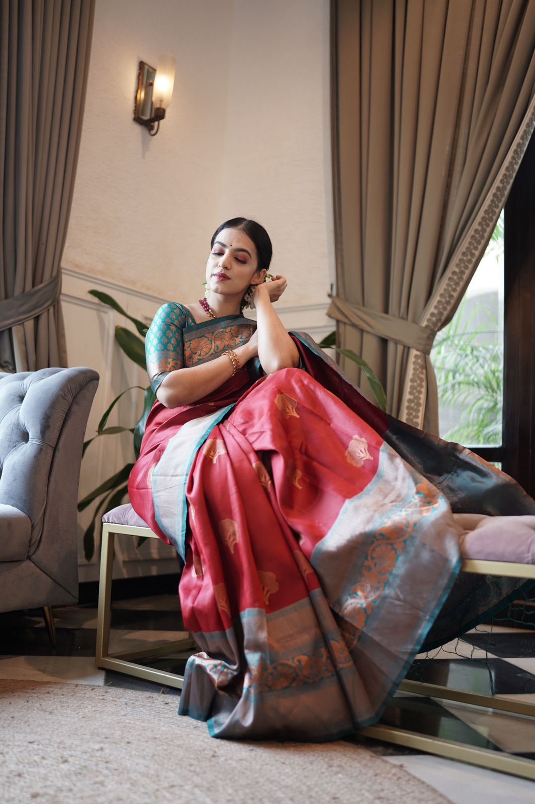 Idyllic Maroon Color Banarasi Soft Silk Saree With Blouse Piece