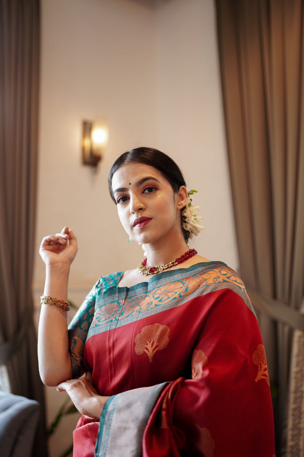 Idyllic Maroon Color Banarasi Soft Silk Saree With Blouse Piece