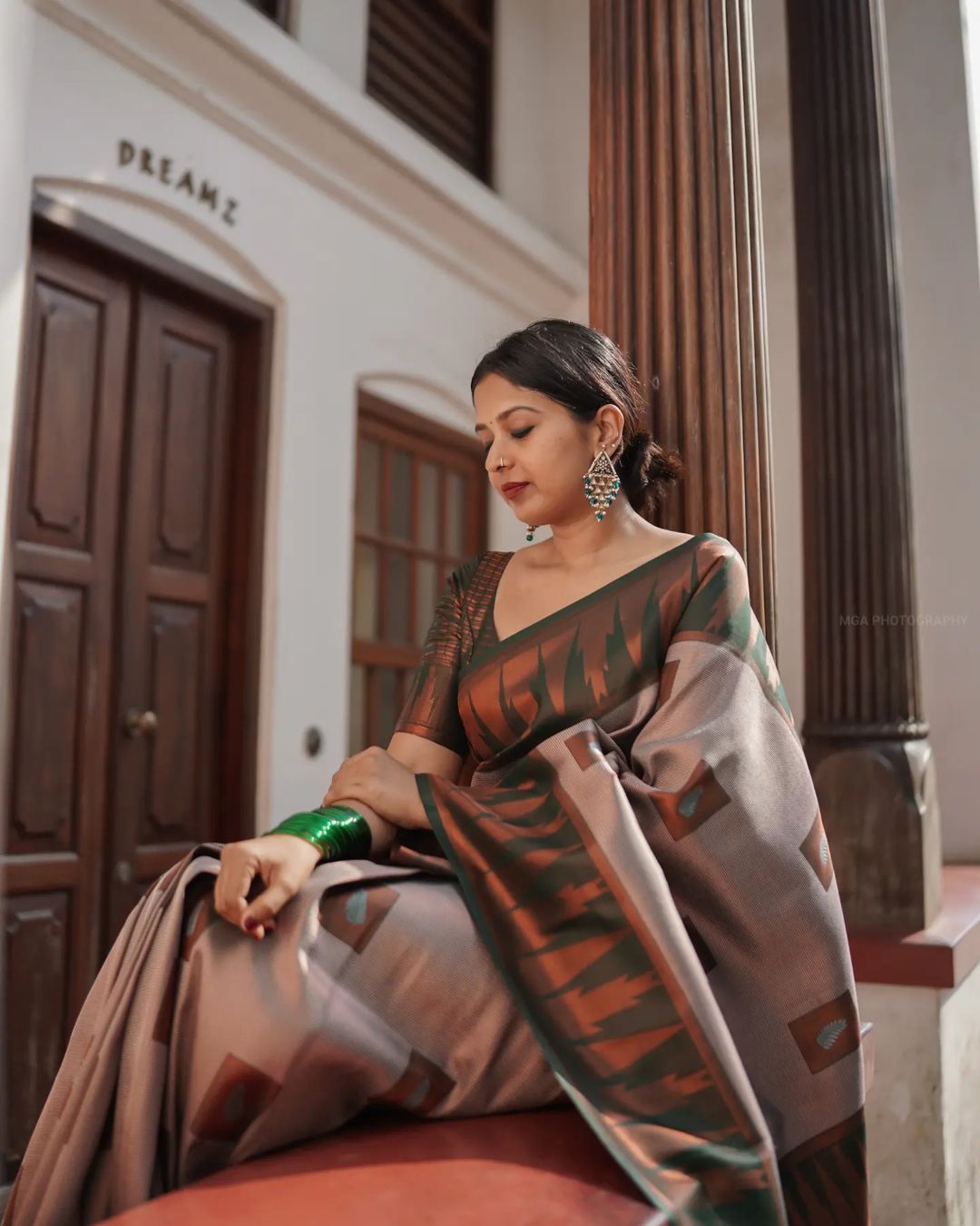 Irresistible Grey Color Soft Lichi Silk Saree With Blouse Piece