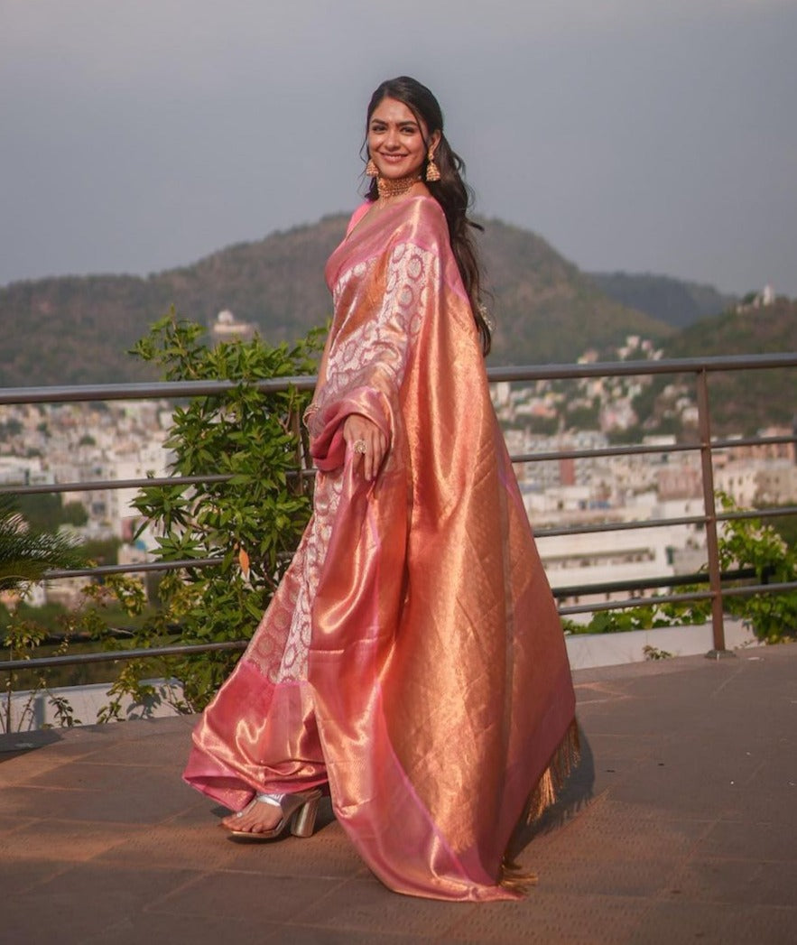 Exquisite Pink Color Banarasi Soft Silk Saree With Blouse Piece