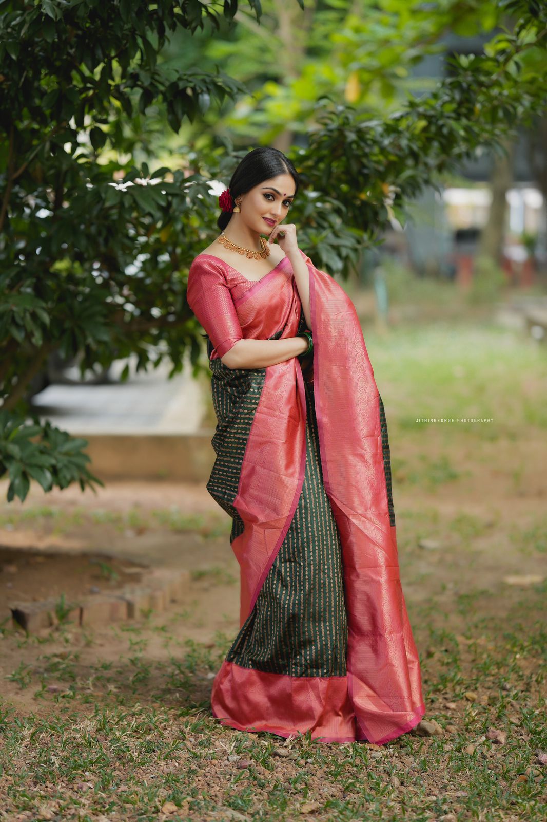 Resplendent Green Color Soft Lichi Silk Saree With Blouse Piece