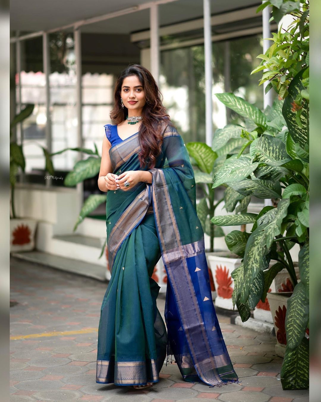 Sparkling Rama Green Color Soft Lichi Silk Saree With Blouse Piece