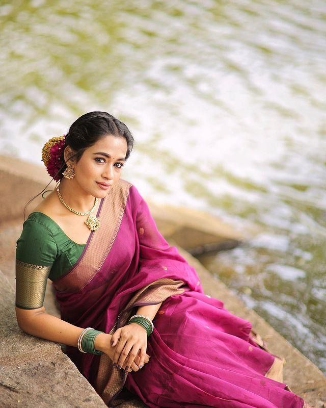 Glamorous Dark Pink Color Soft Lichi Silk Saree With Blouse Piece