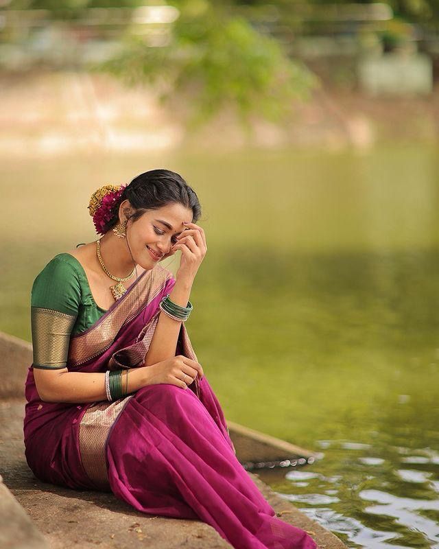 Glamorous Dark Pink Color Soft Lichi Silk Saree With Blouse Piece