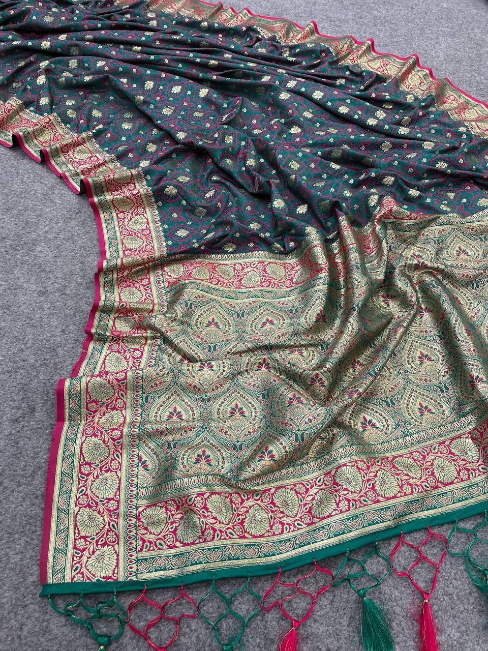 Dazzling Rama Green