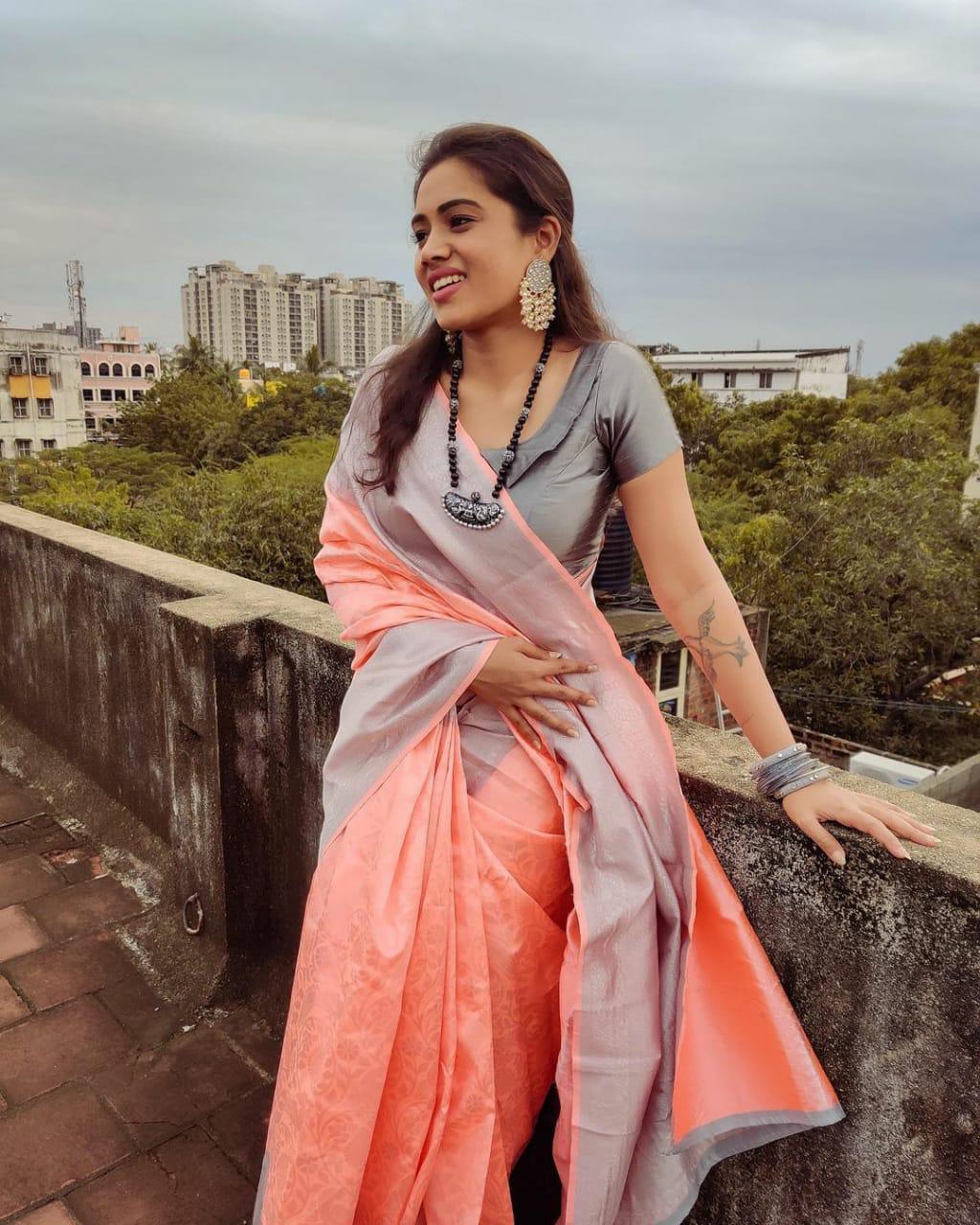 Exotic Pink Color Soft Lichi Silk Saree With Blouse Piece