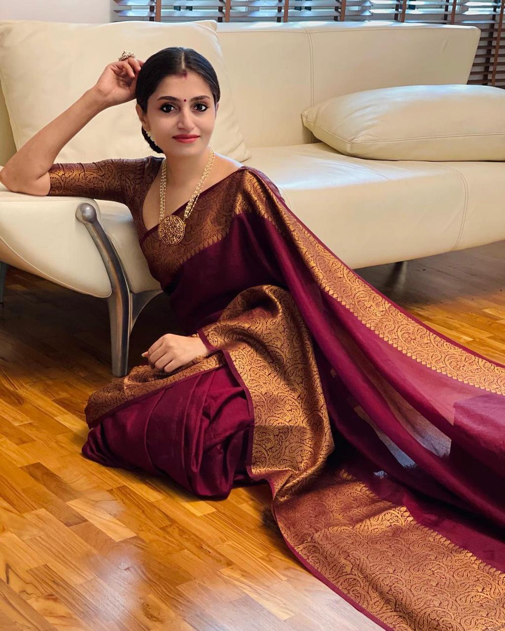 Regal Wine Color Soft Lichi Silk Saree With Blouse Piece