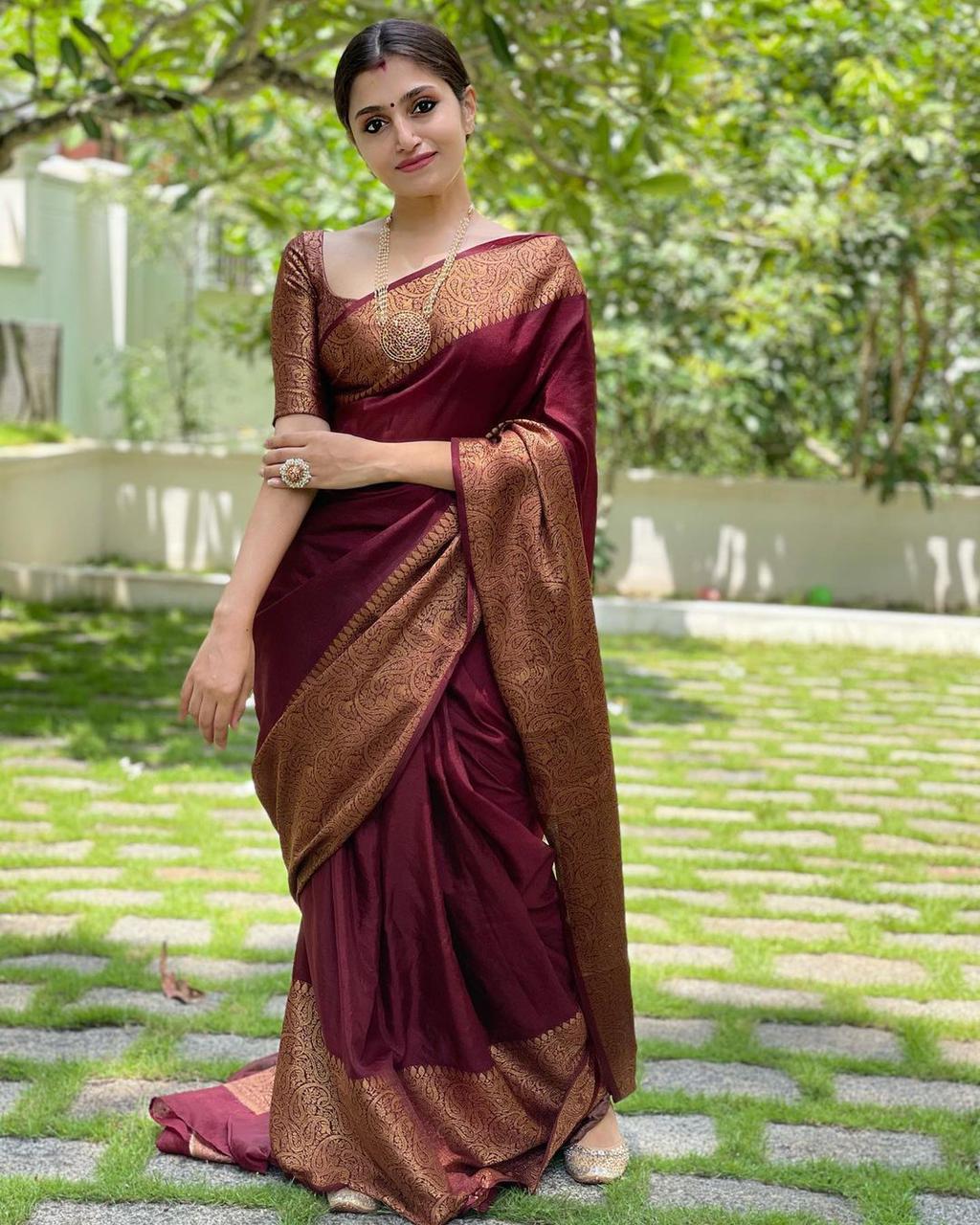 Regal Wine Color Soft Lichi Silk Saree With Blouse Piece