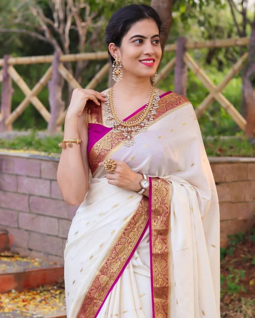 Divine Off White Color Soft Lichi Silk Saree With Blouse Piece