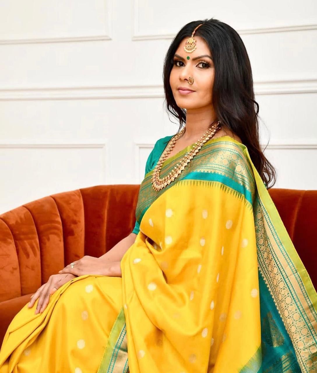 Resplendent Yellow Color Banarasi Soft Silk Saree With Blouse Piece