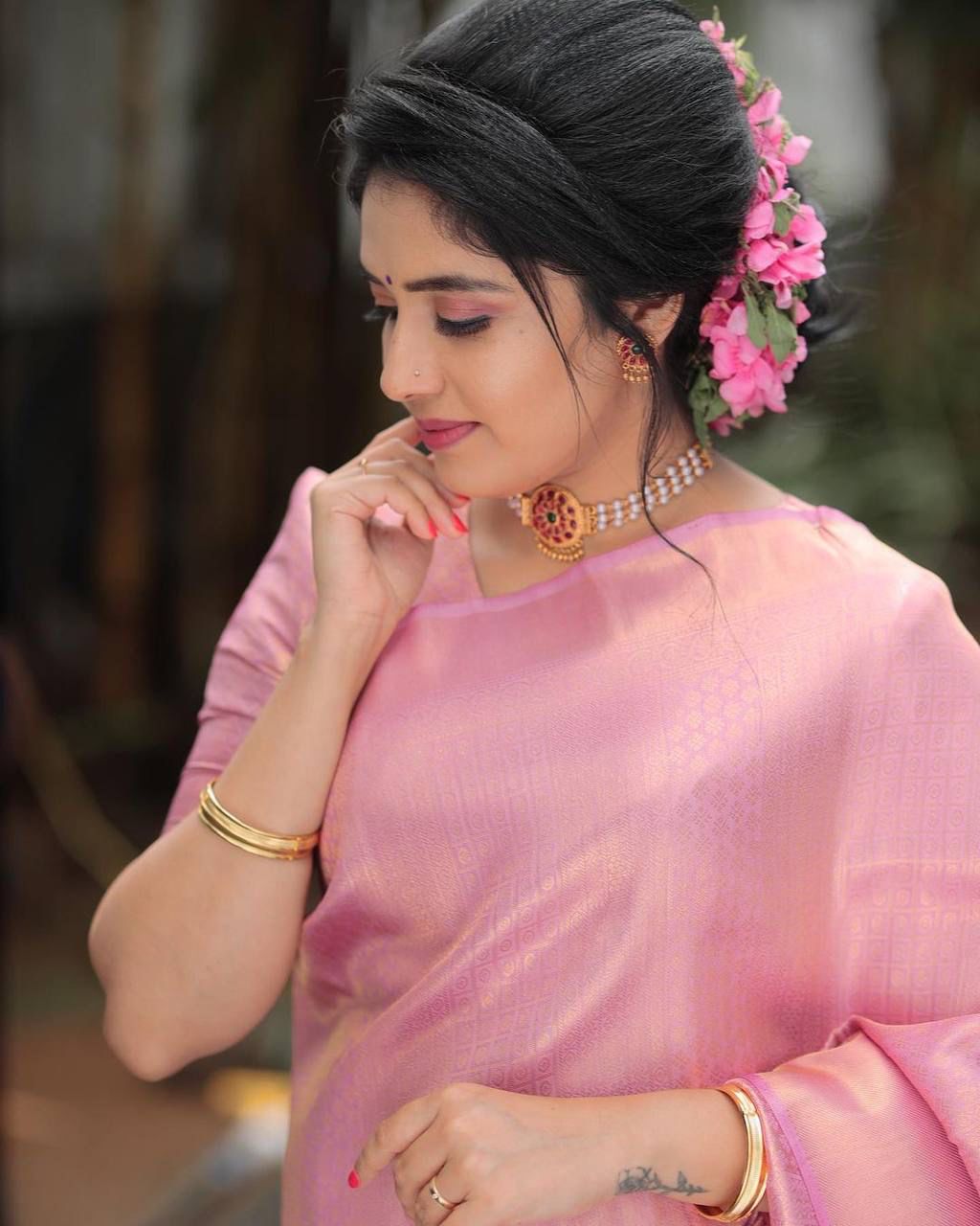 Enigmatic Pink Color Soft Lichi Silk Saree With Blouse Piece