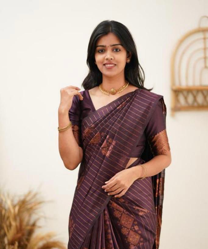 Glitz Purple Color Soft Lichi Silk Saree With Blouse Piece