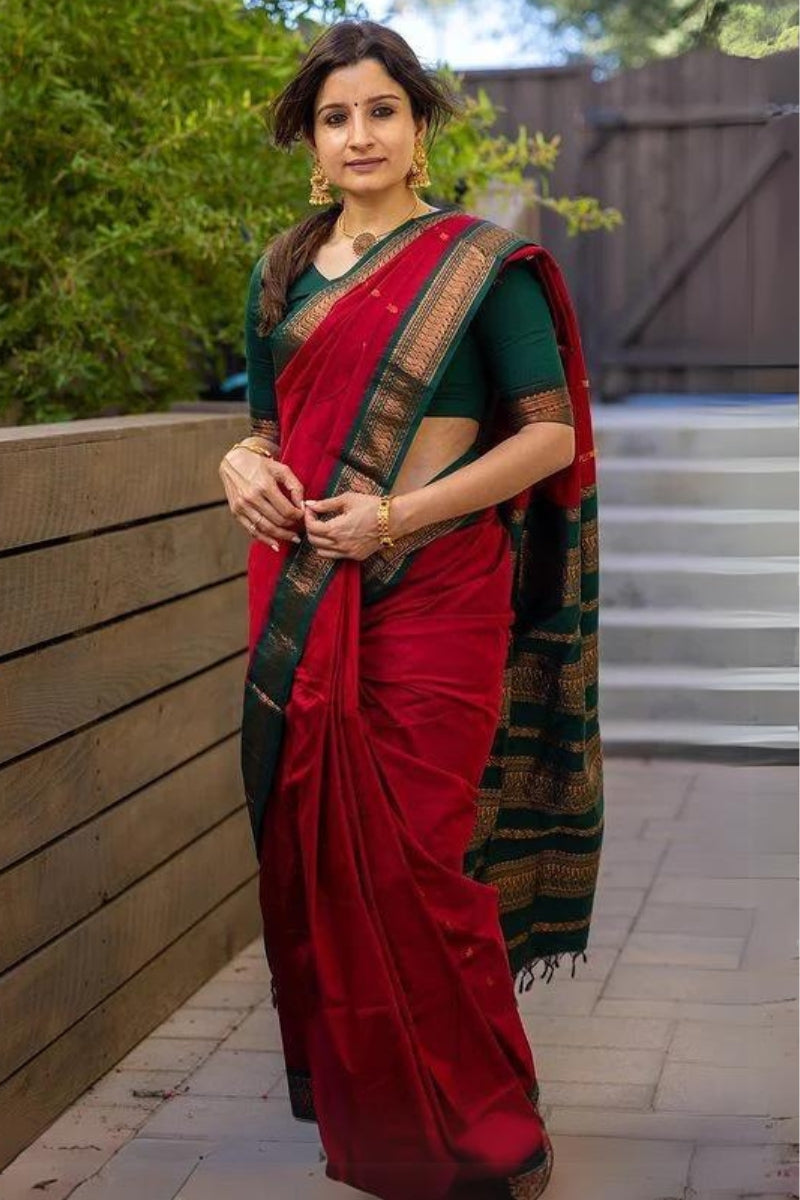 Seductive Red Color Soft Lichi Silk Saree With Blouse Piece