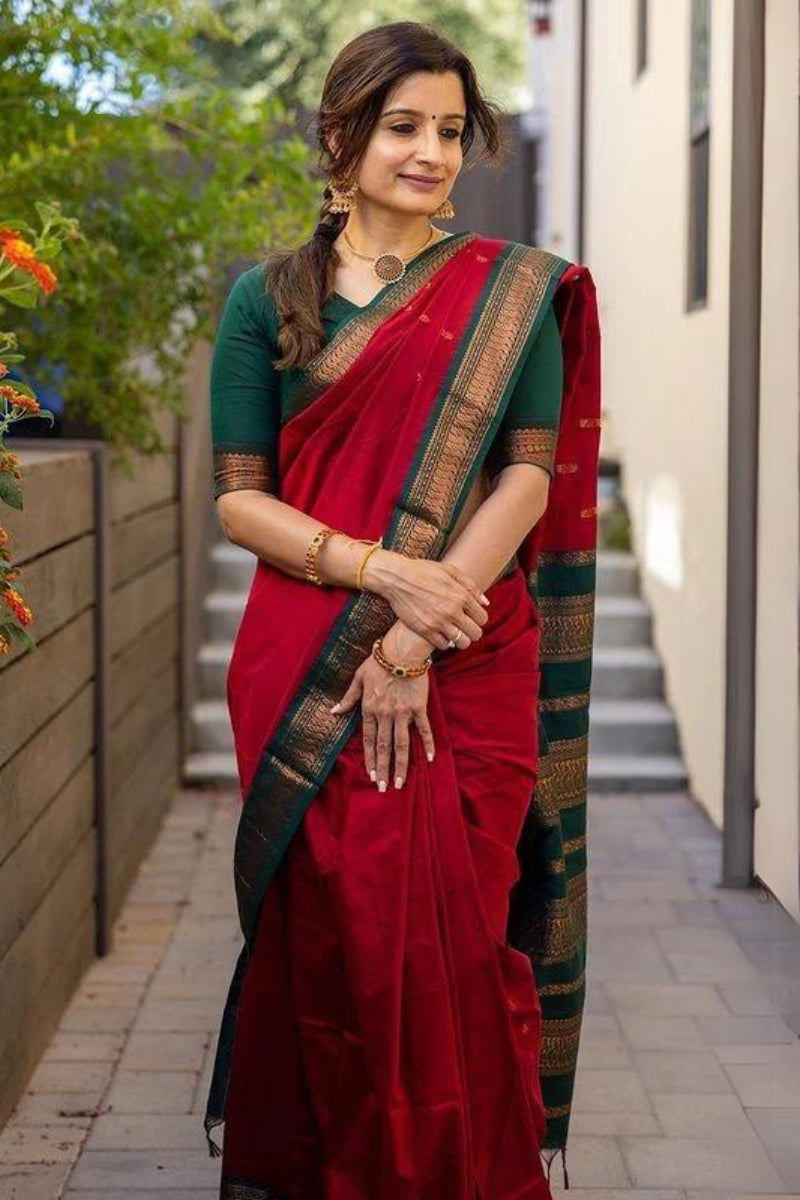 Seductive Red Color Soft Lichi Silk Saree With Blouse Piece