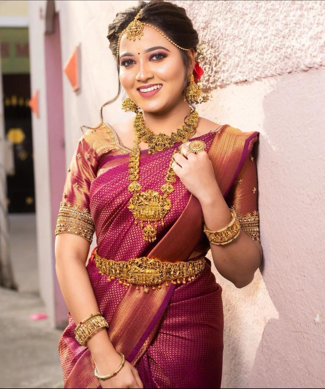 Exquisite Dark Pink Color Soft Lichi Silk Saree With Blouse Piece