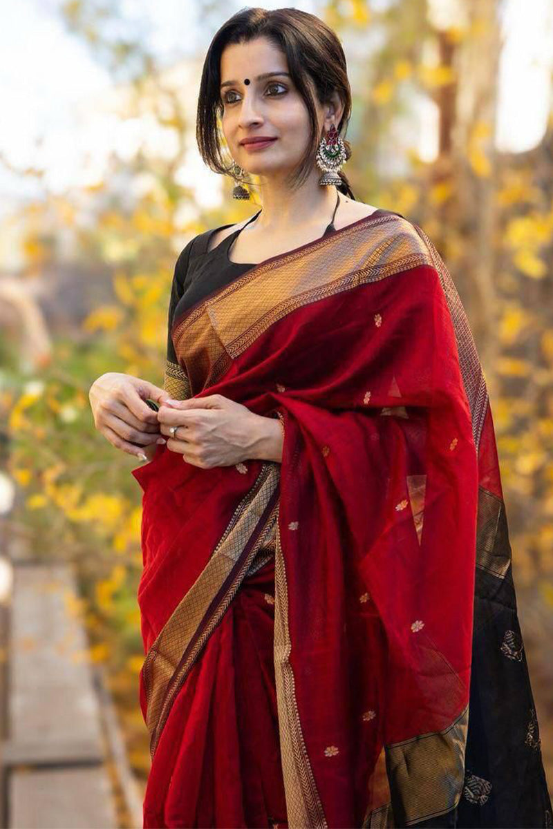 Beaming Red Color Cotton Linen Silk Saree With Blouse Piece