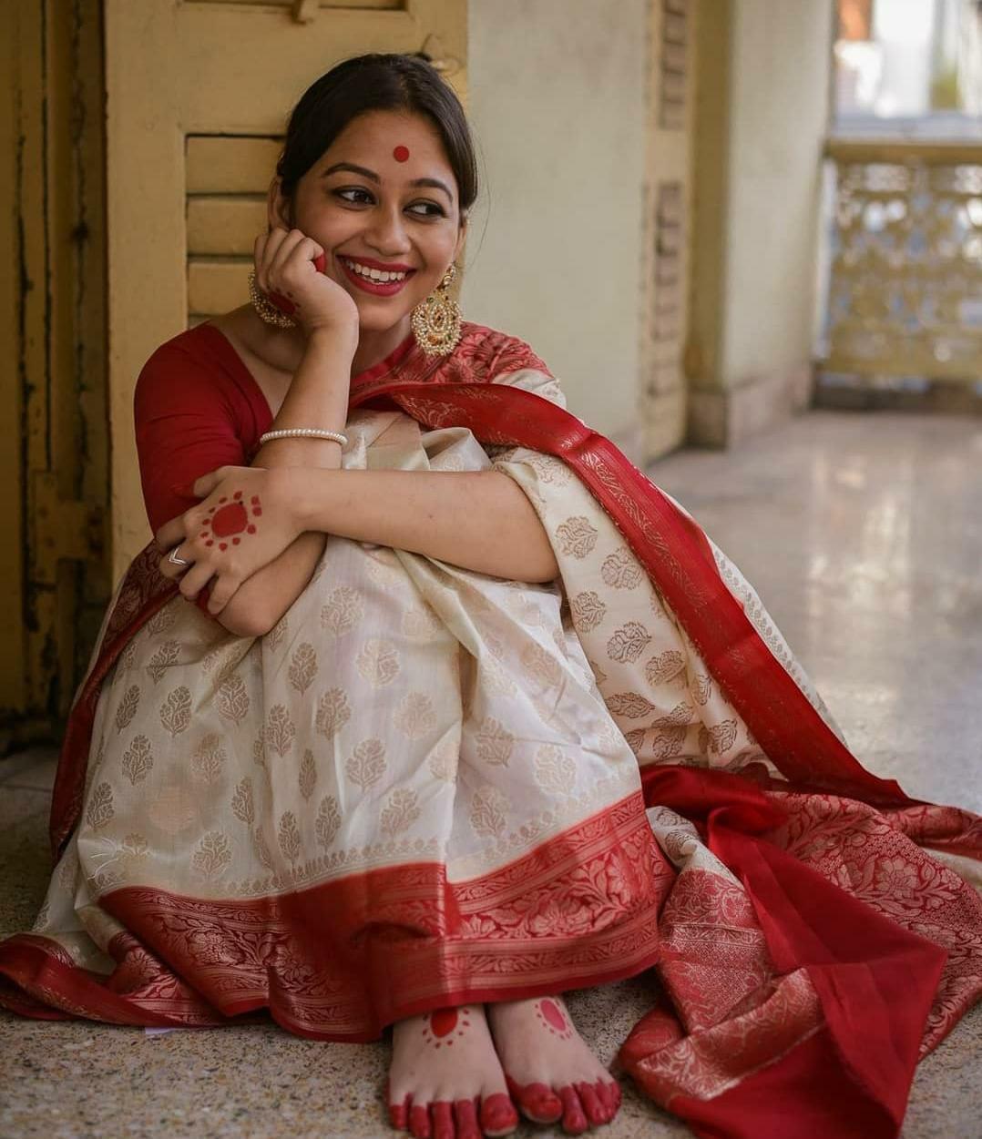 Stunning Beige Color Banarasi Soft Silk Saree With Blouse Piece