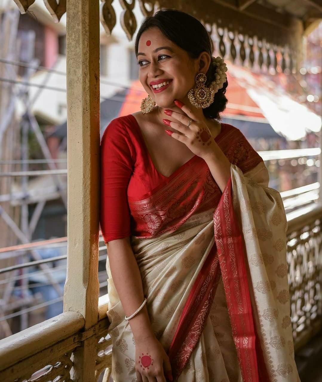 Stunning Beige Color Banarasi Soft Silk Saree With Blouse Piece