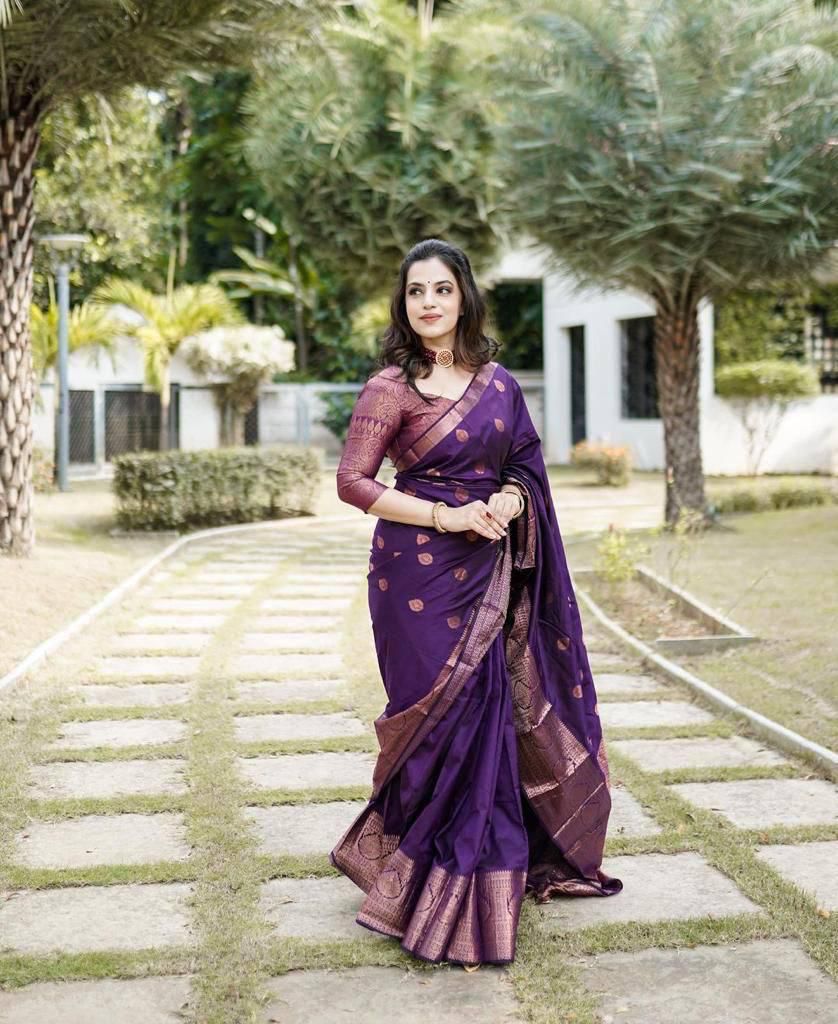 Twinkle Purple Color Soft Lichi Silk Saree With Blouse Piece