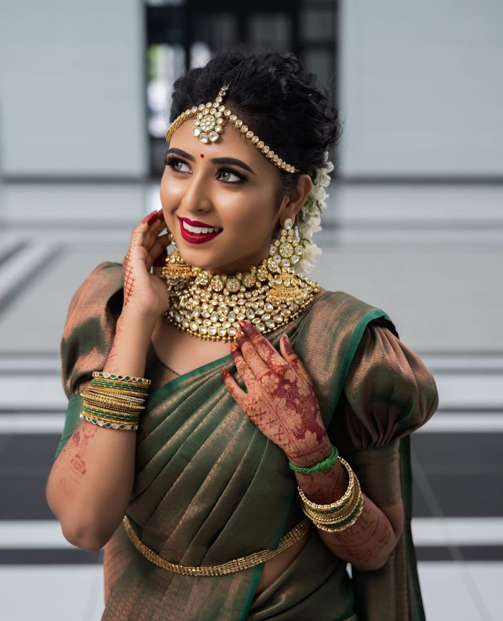 Dazzling Green Color Soft Lichi Silk Saree With Blouse Piece