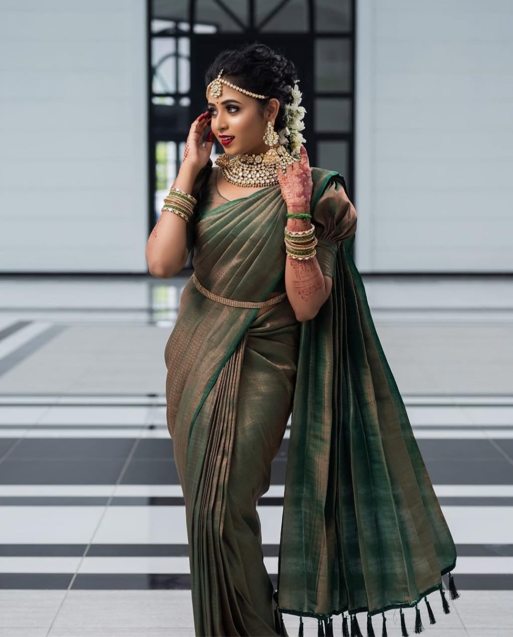 Dazzling Green Color Soft Lichi Silk Saree With Blouse Piece