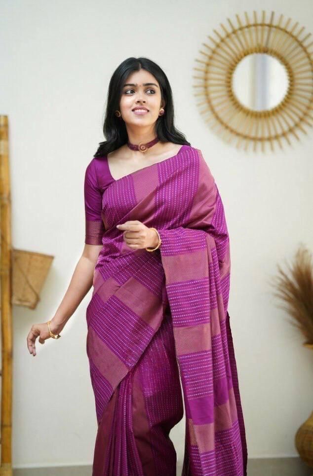 Epic Magenta Color Soft Lichi Silk Saree With Blouse Piece