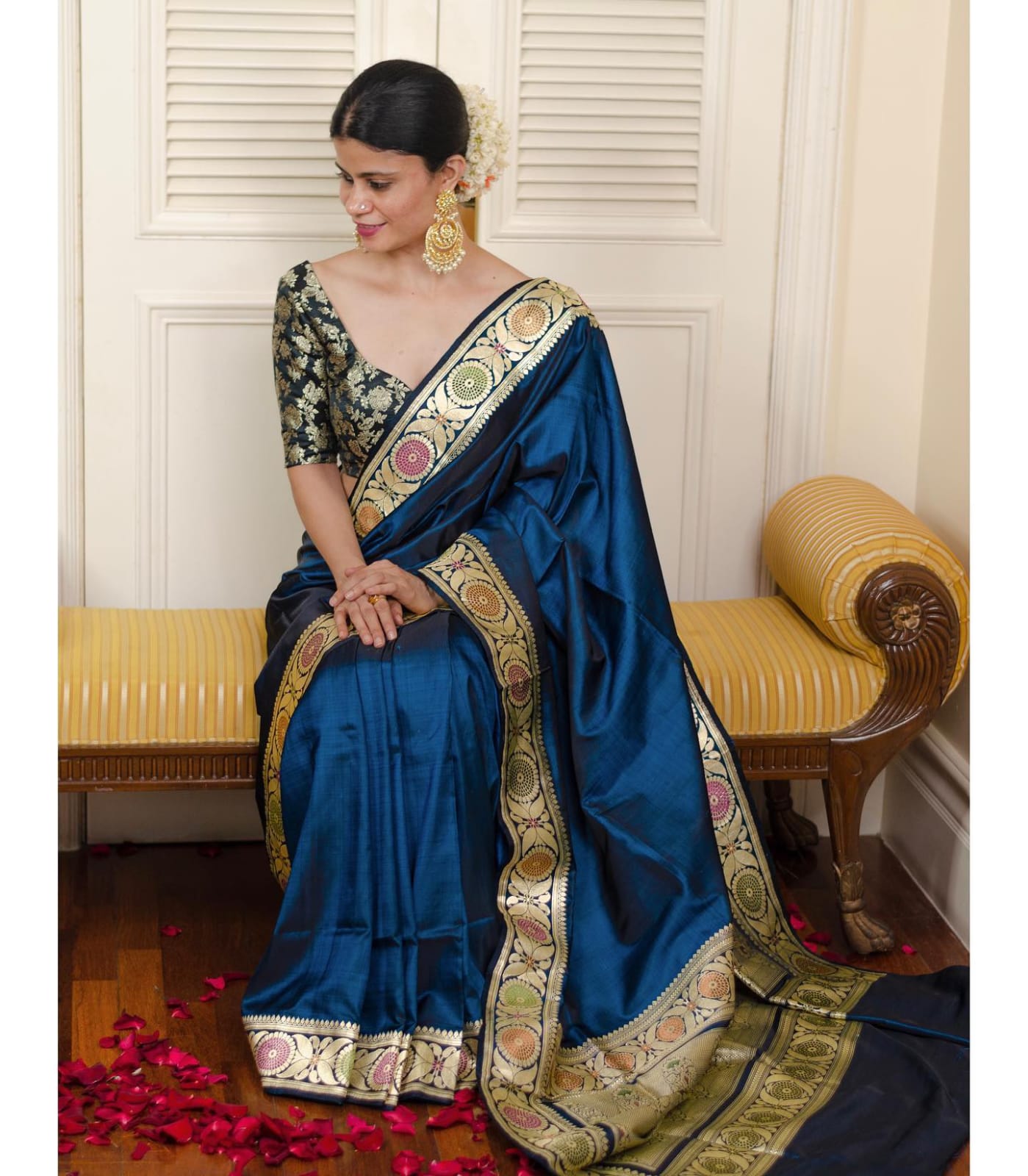 Serene Navy Blue Color Soft Lichi Silk Saree With Blouse Piece