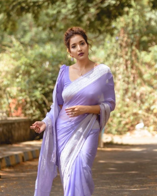 Attractive Lavender Color Cotton Linen Silk Saree With Blouse Piece