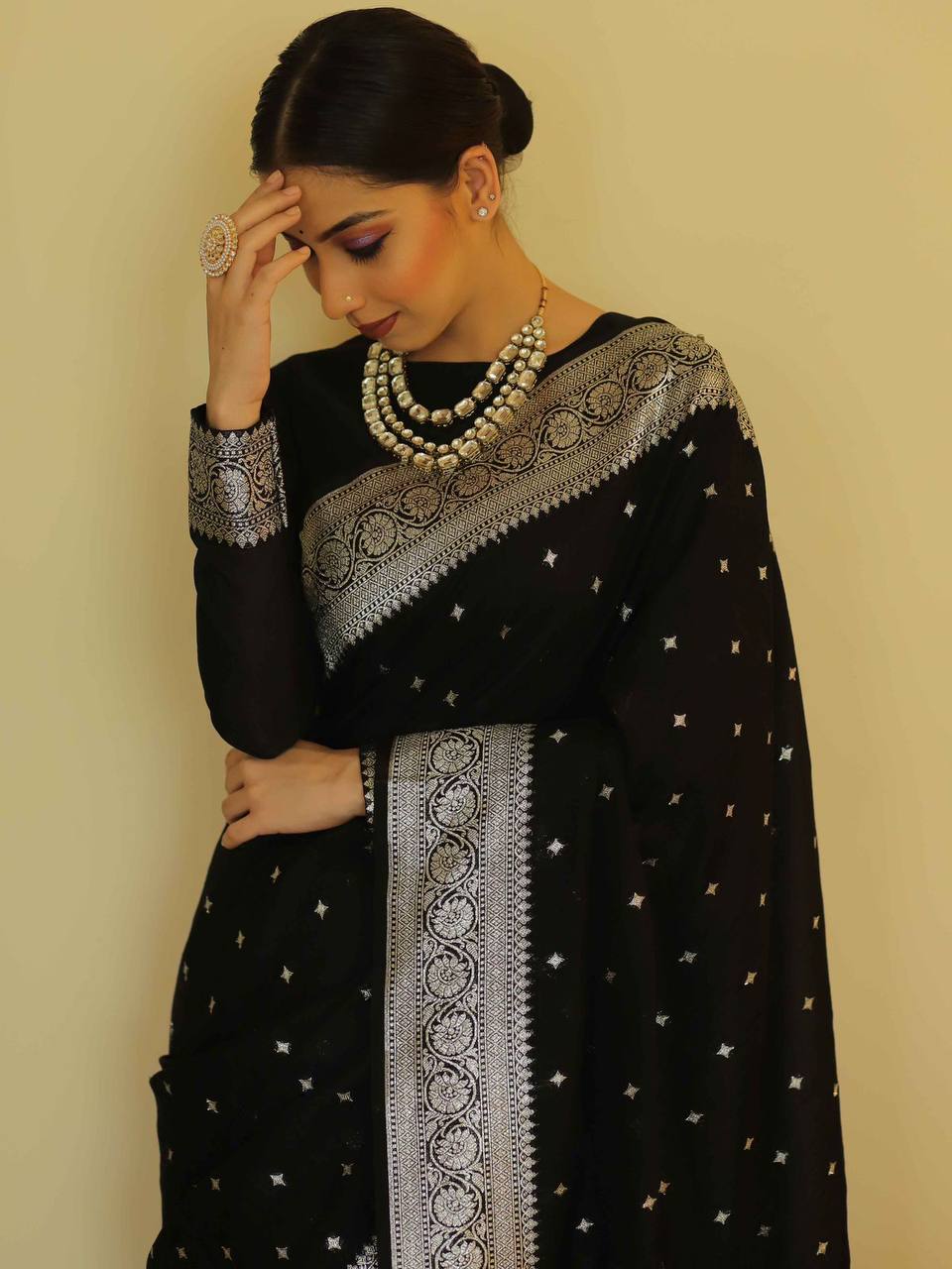 Opulent Black Color Cotton Linen Silk Saree With Blouse Piece