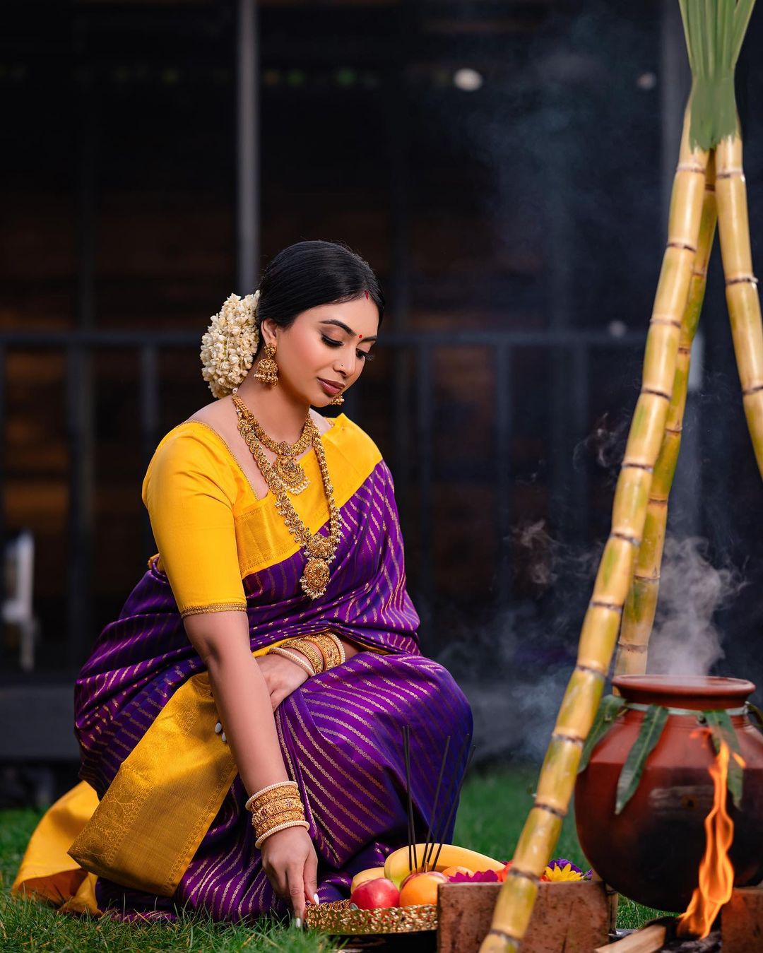 Breezy Purple Color Soft Lichi Silk Saree With Blouse Piece