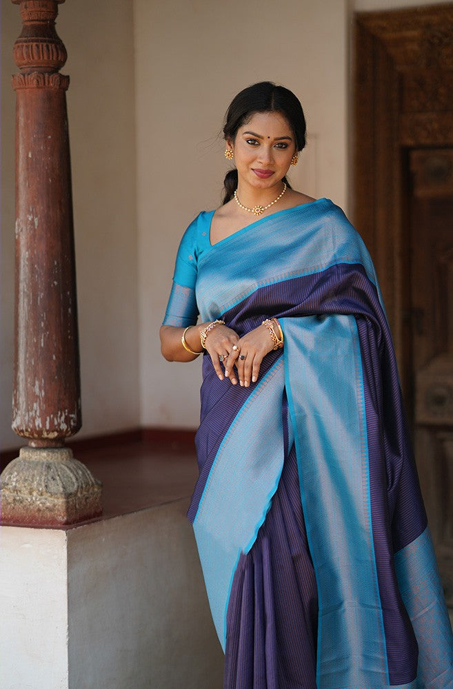 Splendid Navy Blue Color Soft Lichi Silk Saree With Blouse Piece