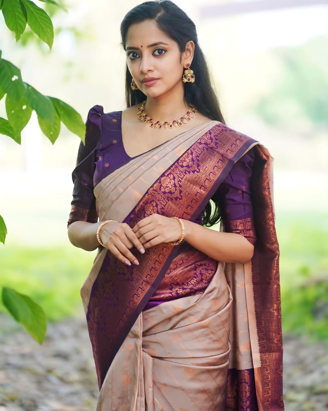 Striking Grey Color Soft Lichi Silk Saree With Blouse Piece