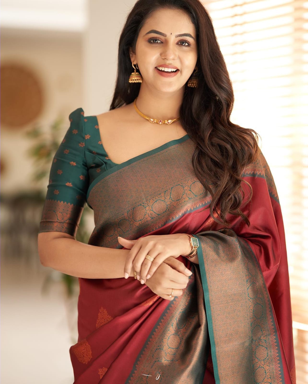 Lively Maroon Color Soft Lichi Silk Saree With Blouse Piece