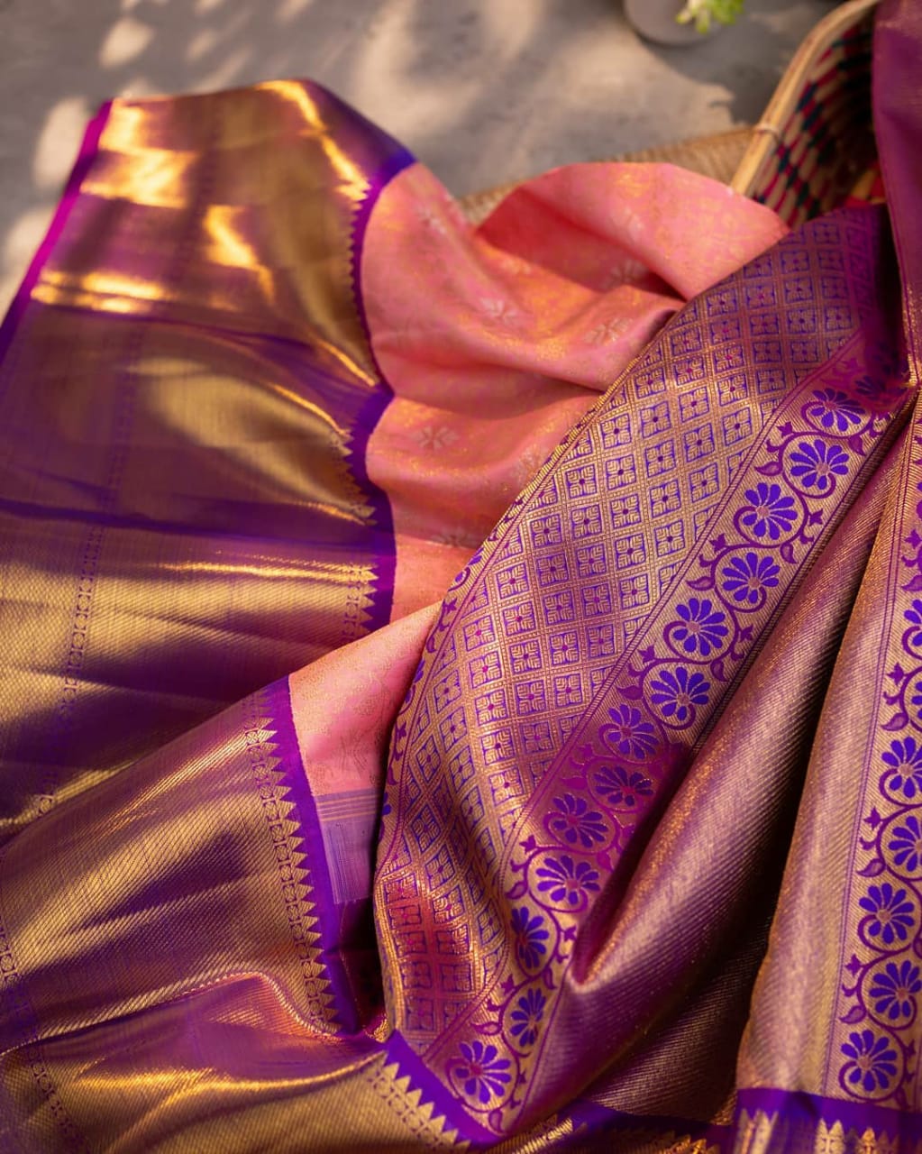 Resplendent Pink Color Banarasi Soft Silk Saree With Blouse Piece