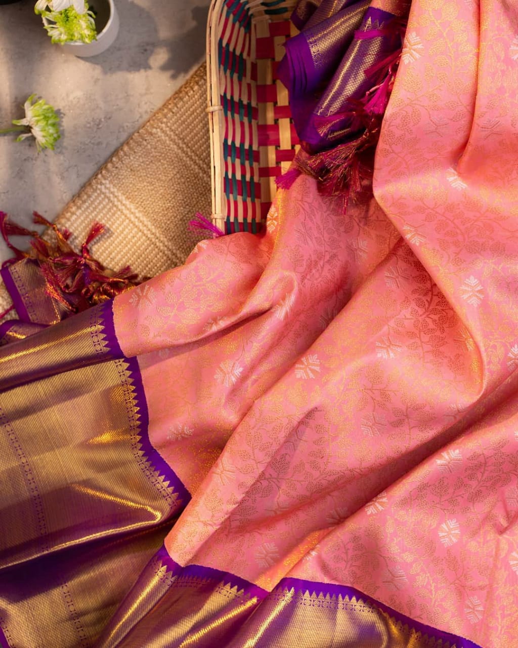 Resplendent Pink Color Banarasi Soft Silk Saree With Blouse Piece