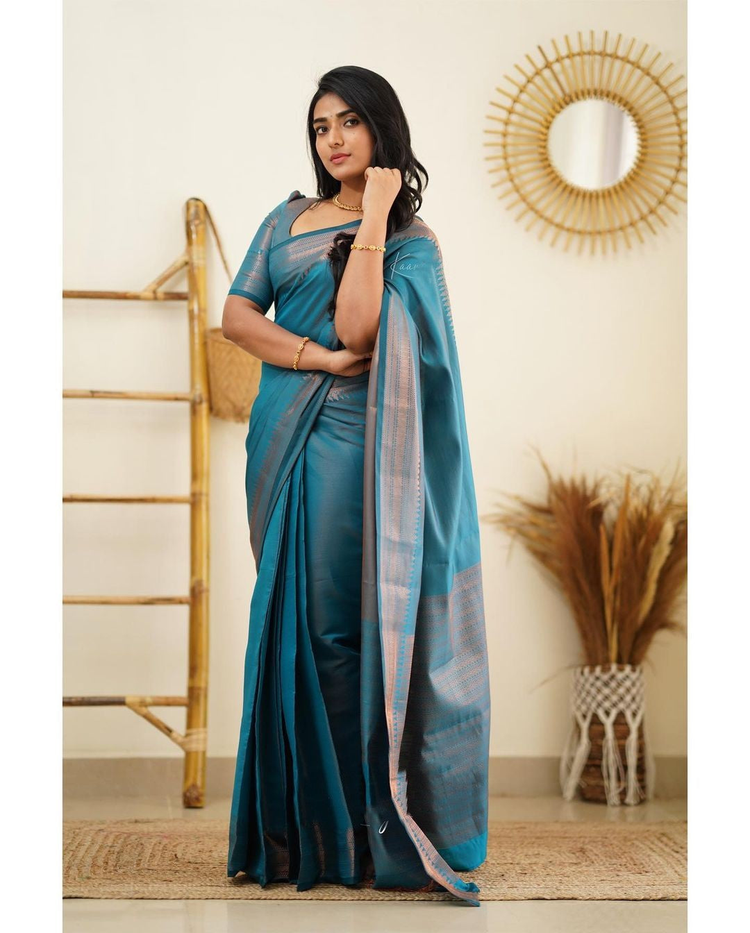 Dazzling Firozi Color Soft Lichi Silk Saree With Blouse Piece