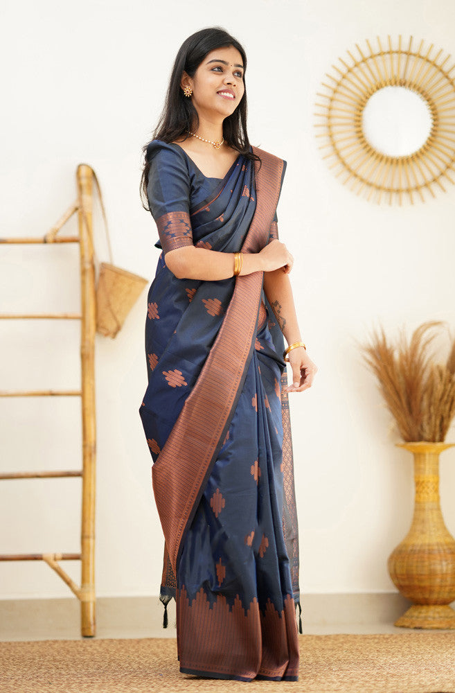 Resplendent Navy Blue Color Soft Lichi Silk Saree With Blouse Piece